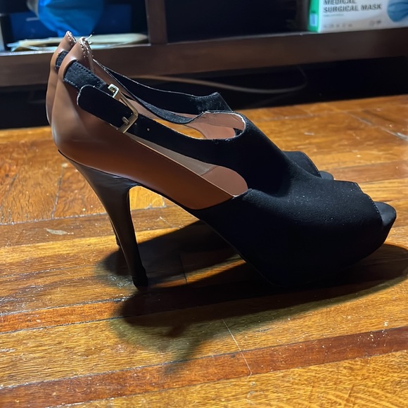 Julianne Hough for Solesociety Heels - Picture 4 of 4